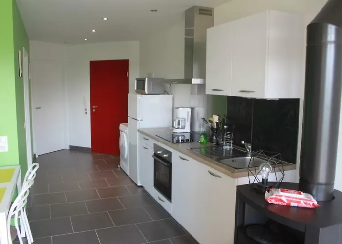 Du Rocher Semesterbostad Haselbourg